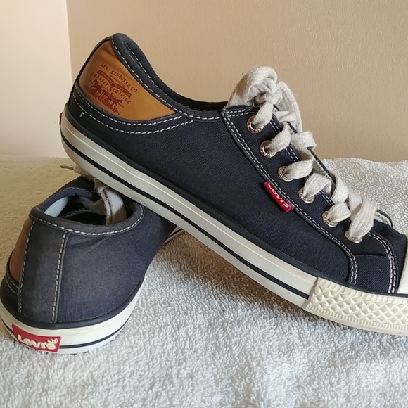 Levi's Denim Women's Shoes - Picture 1 of 4